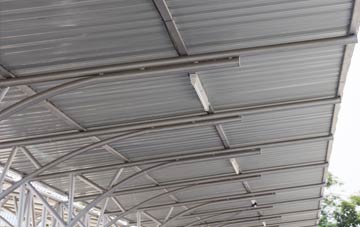 installing Heanish metal roofing